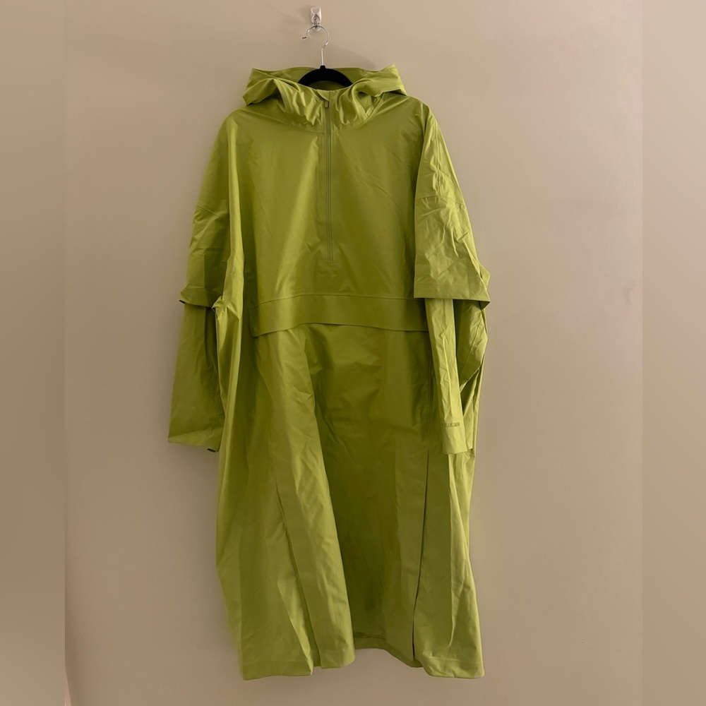 Lululemon Rain Coat waterproof size L